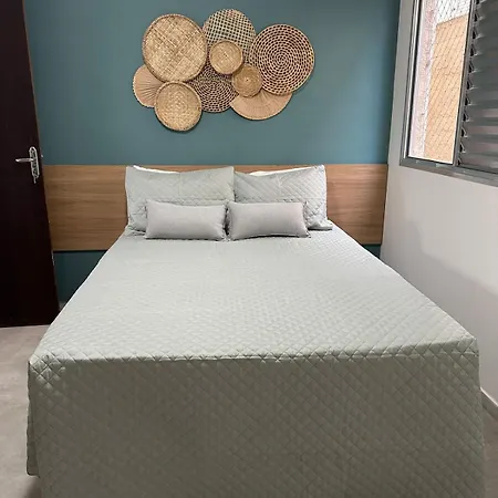 Lindo apartamento térreo, recém reformado em Bertioga-3